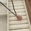 Colar Rosa Fofo Cristal Morango Imitação Garra de Gato Corrente de Clavícula Versátil Outono e Inverno Feminino Corrente de Colar Simples de Nicho de Alta Qualidade