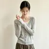 26 Cardigan de Tricô Color Block Retrô com Decote V Falso Duas Peças Solto Emagrecedor Suéter Fino com Temperamento Feminino Casaco Top