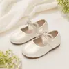 Sapatos Mary Jane de Pérola para Meninas para Festa, Sessão de Fotos e Uso Escolar, Sapatos de Couro com Laço de Pérola para Meninas