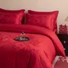 Conjunto de Roupa de Cama de Algodão Vermelho de Alta Qualidade com Quatro Peças para Casamento, Capa de Edredom, Roupa de Cama Festiva para Quarto de Casamento, Lençol de Casamento, Colcha Festiva