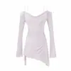 Atuendo de mujer coreana estilo deseo puro espalda descubierta ceñidor de cintura manga larga un hombro vestido falda corta irregular plisada ajustado