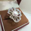 Anillo de Flor de Gota de Rocío de Camelia de Alta Gama con Perla Natural Anillo de Diseñador Chapado en Oro de 18K Estilo Lujoso de Dama Noble