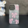 Estilo Suave Japonés y Coreano Lazo Rosa y Blanco Adecuado para iPhone 17 Funda de Teléfono Estilo Suave Femenino 18Pm Funda Anticaídas