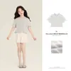 Top de Verão Amybaby para Meninas 2026 Novo Tendência Simples Design Coreano Listrado Renda