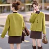 Colección de otoño 2026: abrigo de lana nuevo, simple, moderno y casual