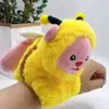 Juguete de Peluche Capibara Animal Juego de Lanzar Anillos con Tirador Trasero Tortuga Capibara Peluche que Abraza la Muñeca Rata de Agua Muñeca de Lanzar Anillos