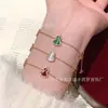 Pulseira de Cabaceira de Ágata Vermelha Versão Alta Kirin Banhada a Ouro Rosa 18K Feminina com Madrepérola Branca Incrustada com Diamantes Pulseira do Ano Animal Fulu