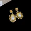 Pendientes de Perla Vintage Medievales, Elegantes Pendientes Ovalados de Zirconia, Pendientes Retro de Alta Gama para Mujer