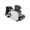 6L8Z7826413A es adecuado para el mecanismo de cerradura de puerta del modelo Ford Escape 05