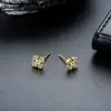 Brincos Cluster de Diamante Cheio de Novo Estilo Transfronteiriços para Homens, Modernos e Versáteis, Brincos de Flor de Íris em Forma de Cruz de Alto Padrão para Mulheres