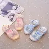 Sandalias para Niñas 2025 Verano Nuevas Zapatos de Princesa Dulces con Lazo Antideslizantes para Niños Zapatos de Cristal para Bebé Niña Nuevos