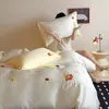 Conjunto de Quatro Peças Bordado Cartoon de Alta Qualidade em Tencel Lenzing, Capa de Edredom Sedosa, Lençol de Cama Refrescante, Conjunto de Roupa de Cama Fofo de Três Peças