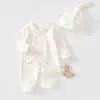 Conjunto de Dos Piezas de Mameluco y Gorro de Mariposa de Algodón Puro para Bebé de Primavera y Otoño 0-3 Meses Gorro Suave para Bebé Recién Nacido con Protección para la Cabeza