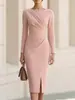 Vestido elegante de comprimento médio, justo ao corpo, com mangas compridas ombro a ombro, cintura franzida e fenda, para o trabalho, europeu e americano, de venda transfronteiriça