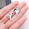 Aleación incrustada resina UV taladro estrella luna estrella de cuatro puntas colgante DIY pendiente collar colgante adornos accesorios pequeños