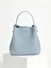 2026 Nuevo Diseño de Nicho Bolso Tejido Moda Versátil Bolso de Hombro Cruzado Bolso Cubo Bolso Casual