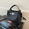 Bolso Retro Pequeño Transfronterizo para Mujer 2026 Nueva Moda Bolso Cruzado Versátil Bolso de Mano Súper Popular Bolso Cubo