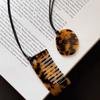 Collar retro de leopardo con peine, cadena larga para suéter, diseño de nicho para mujer, collar de ácido acético, accesorios de cuello con cuerda negra de alta gama