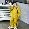 Conjunto de Dos Piezas con Sudadera Camuflaje para Niños Estilo Coreano Ropa Deportiva Fresca para Niños Pequeños y Niños Pequeños Ropa de Comercio Exterior