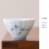 Taza de té de cerámica azul con loto pintado a mano con color de engobe para el hogar taza para degustación de té pu'er juego de té kung fu taza de maestro taza individual