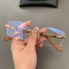 Gafas de Moda Retro Negocios Versátiles Unisex Sin Marco Perforadas Patas Gruesas para Graduación y Sin Graduación