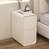 Mesa de Cabeceira Moderna Minimalista Estilo Creme 2025 Armazenamento Extra Estreita Novo Modelo Três Níveis Luxo Leve Armazenamento Quarto Cabeceira Uso Doméstico