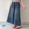 Conjunto de Verano 2026 para Niñas, Nuevo Estilo Coreano para Niños Mayores: Conjunto Informal de Camiseta de Manga Corta a Rayas y Jeans de Pierna Ancha