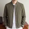 Nueva chaqueta impermeable casual de negocios para hombre de principios de otoño 2026 chaqueta de estilo old money de otoño con cuello de béisbol para hombre