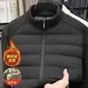 Novo Produto 2026: Combinação de Lã de Ovelha com Padrão Waffle e Fleece Polar, Jaqueta de Algodão Masculina de Inverno Popular com Gola Alta e Zíper