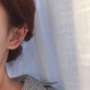 Pendientes de clip para oreja de estilo coreano, de plata 925, con diamantes y perlas doradas, estilo retro, pequeños y elegantes, para mujer, con un toque distintivo.