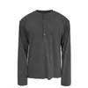 Camiseta de manga larga lisa con cuello Henley para hombre, camisa básica simple de otoño de corte holgado, camiseta versátil casual estilo coreano
