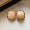 Aretes cuadrados vintage estilo francés con degradado ámbar, para mujer, chapados en oro auténtico, lujo ligero, alta gama y en una paleta de colores Maillard, perfectos para otoño e invierno