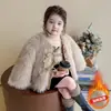 Abrigo de Piel Sintética para Niñas 2025 Nuevo Otoño e Invierno Suéter de Piel para Niños Atuendo de Invierno Abrigo de Algodón Moderno para Bebé Niñas