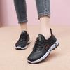 Zapatos de Algodón Invierno Viejo Pekín para Mujer de Cuero Impermeables Zapatos de Algodón para Madre con Forro Polar Engrosados Zapatos para Caminar Antideslizantes Cálidos Botas de Algodón para Mujer
