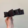 Presilha de Cabelo de Cetim com Poá e Laço Estilo Ballet para Mulheres, Acessório de Cabelo de Luxo para Penteados Semi-Presos, Piranha Elegante