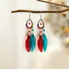 Brincos de Pena Boêmios Europeus e Americanos, Brincos de Franja Estilo Étnico Exagerado Retrô para Feriados, Acessórios de Viagem de Yunnan para Mulheres