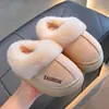 Chinelos de Algodão Infantis Outono e Inverno Quentes Mais Veludo Unissex Crianças Casa Pelúcia Antiderrapante Solado Grosso Bebê Coberto no Calcanhar Sapatos de Algodão
