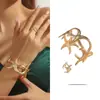 Pulsera Cruzada Europea y Americana de Flor Hueca Mariposa Nicho de Alto Grado Temperamento Anillo de Brazo Personalidad Exagerada Nueva Joyería de Brazo para Mujeres