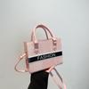 Bolso de mano de gran capacidad 2025 primavera nuevo versátil ins popular de este año bolso bandolera de hombro moderno bolso tote