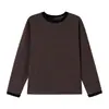 Camiseta Listrada com Listras de Cor Contrastante e Botões Decorados para Homens, Moda Casual Versátil de Primavera para Rua, Blusa Pulôver com Gola Redonda