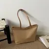 Bolso de Hombro Individual Tejido de Nicho Coreano Bolso Tote de Gran Capacidad Nuevo para Mujer Moda de Alta Gama Versátil Bolso para el Día a Día