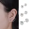 Pendientes Minimalistas de Lujo Ligero con Forma de Frijol Plateado para Mujer, Tachuelas para Cartílago del Oído, Pendientes de Diseño de Nicho de Gama Alta