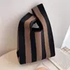 Bolsa de Tricô Outono e Inverno Nova Bolsa de Mão Bolsa Transversal Bolsa Colete Bolsa de Mão de Nicho Bolsa de Presente de Mão Bolsa de Tricô
