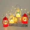 Lanterna de cavalo em miniatura com tema de Natal, pequena luz noturna, lamparina a óleo portátil, presente de Natal para crianças de jardim de infância, decoração de panificação e ornamento decorativo