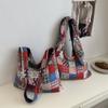 Bolsa de Lona de Veludo Cotelê Floral Retrô, Bolsa de Ombro Transversal Leve de Grande Capacidade, Bolsa Tote Dupla Face com Costura em Cores Contrastantes