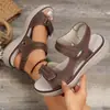 Sandalias de Cuña de Verano Transfronterizas Europeas y Americanas Estilo Nuevo para Mujer Estilo Deportivo Ligeras de Moda con Velcro Sandalias al por Mayor Talla Grande