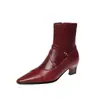 Botas Estilizadas Mary Jane Versátiles Artísticas con Correa Cruzada 2026 Invierno Tacón Grueso Tacón Medio Versátil Puntera Cuadrada Pequeña Botas Elásticas para Tobillo Mujer