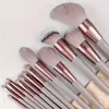 Set Completo de 13 Piezas de Brochas de Maquillaje Rosas, Kit de Brochas Cosméticas para Rostro y Ojos con Cerdas Sintéticas Suaves