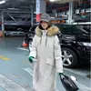 Chamarra larga de plumas, hasta la rodilla, talla extragrande con cuello grande de pelo para mujer, nuevo estilo coreano invierno 2026, corte holgado, engrosada y de estilo workwear moderno