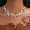 Collar de Borlas de Pedrería Ultra Brillante Europeo y Americano con Perlas, Cadena para Clavícula de Nicho de Lujo Ligero, Accesorio de Fiesta de Alta Gama a la Moda